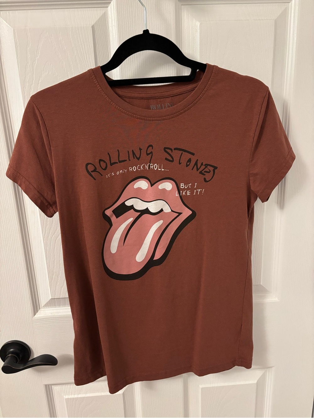 the Rolling Stones Kids Tee in Rust with Pink Tongue Graphic